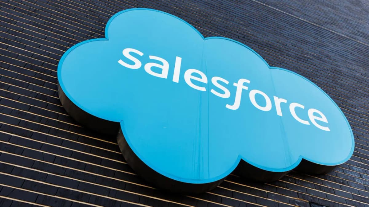 Research: small businesses using AI grow faster